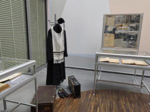 XIV Międzynarodowy Dzień Pamięci o Ofiarach Holocaustu - fragment wystawy