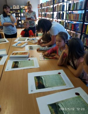 Zajęcia archiwalne w Pedagogicznej Bibliotece Wojewódzkiej w Filii w Sanoku_06